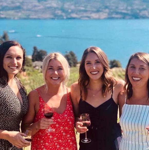 Meet your Posher, Jordyn - Picture 1 of 1